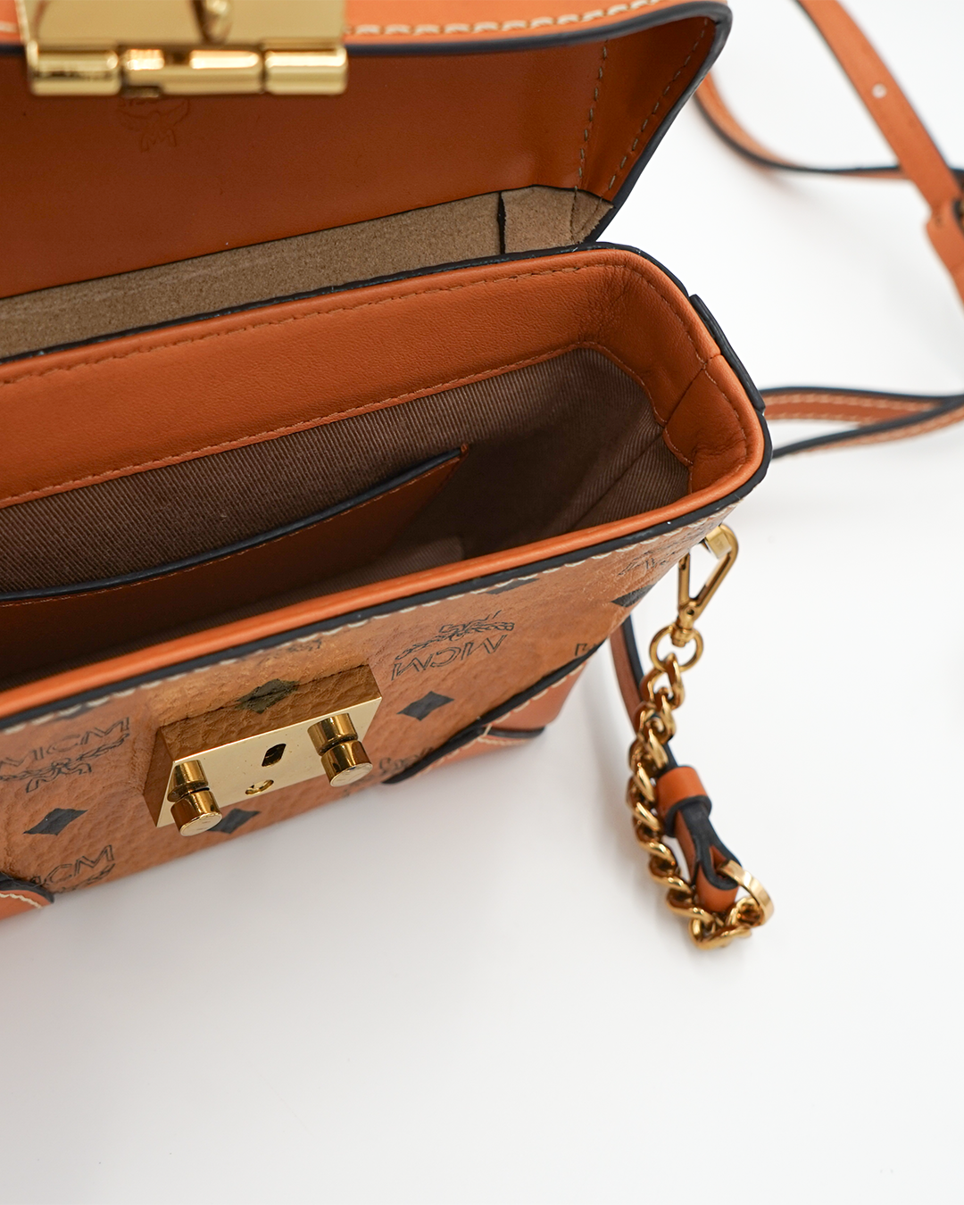 Berlin Vachetta Leather Belt Bag