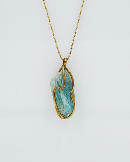 Green Stone Drop Pendant Necklace